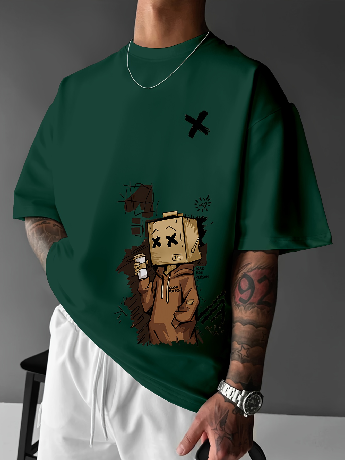 Street Fashion Graffiti - เสื้อยืดคอกลมพิมพ์ลายการ์ตูนกราฟฟิตี้แฟชั่นฤดูร้อนสไตล์ยุโรปและอเมริกา ใส่สบาย ระบายอากาศดี เหมาะสำหรับใส่เที่ยวข้างนอก