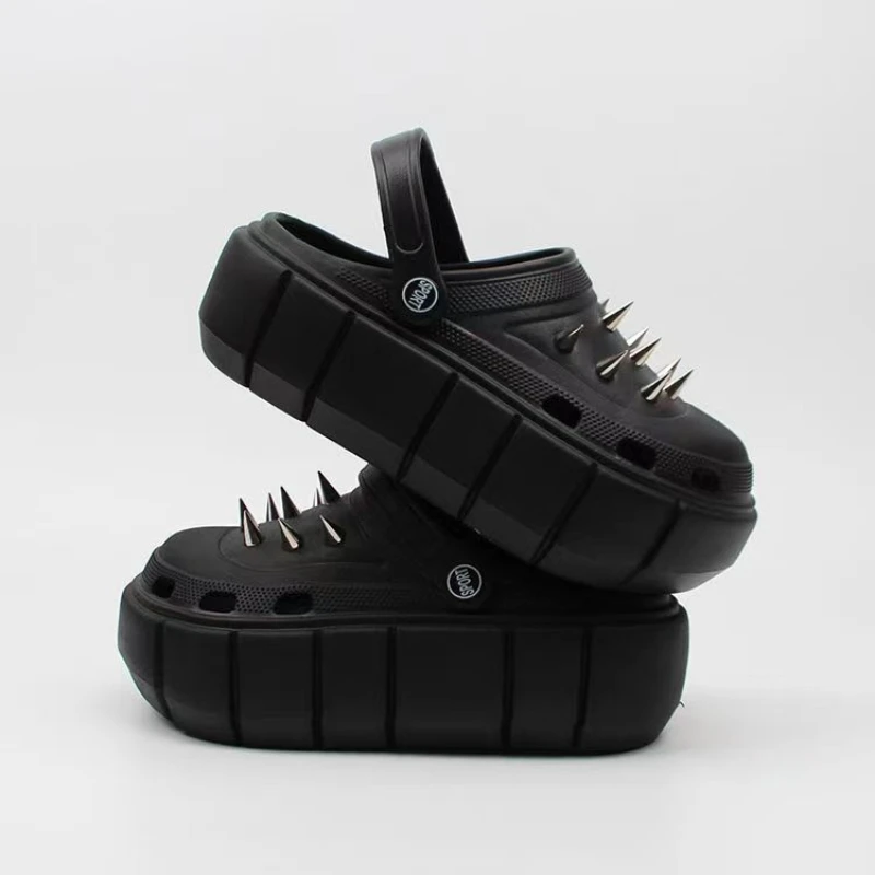 Street Fashion Trends - Y2K สไตล์ Rivet Hole รองเท้าผู้หญิงฤดูร้อนหนาด้านล่าง Punk