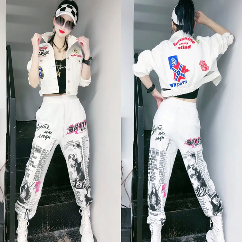 Street Fashion Graffiti - ชุดสองชิ้นกางเกงลำลองของผู้หญิงชุดเสื้อผ้าแฟชั่นลายกราฟฟิตี้มีรูสำหรับฤดูใบไม้ร่วงผ้าเดนิม2024