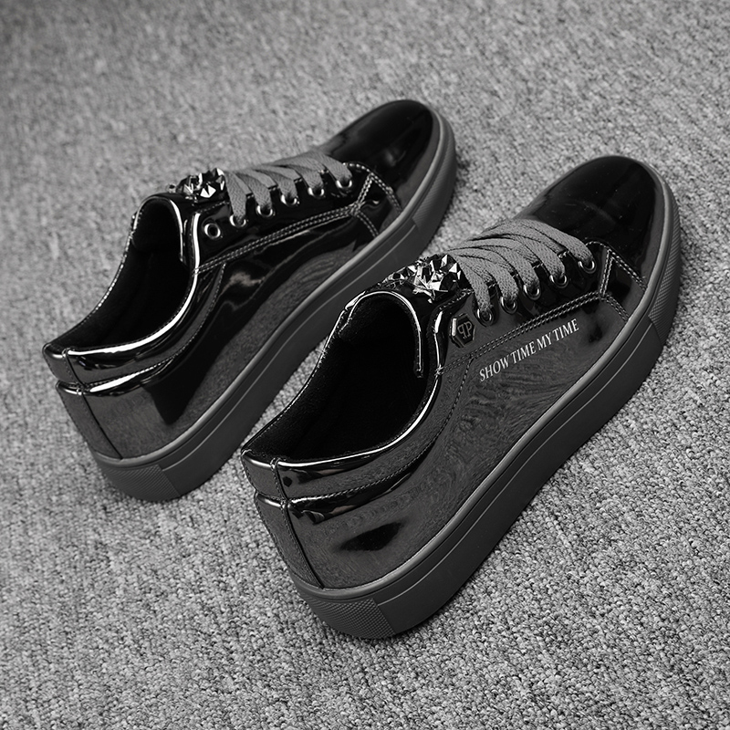 รองเท้าผ้าใบลำลองผู้ชายสุดหรู  - Street Fashion Style Male บทวิจารณ์และราคา