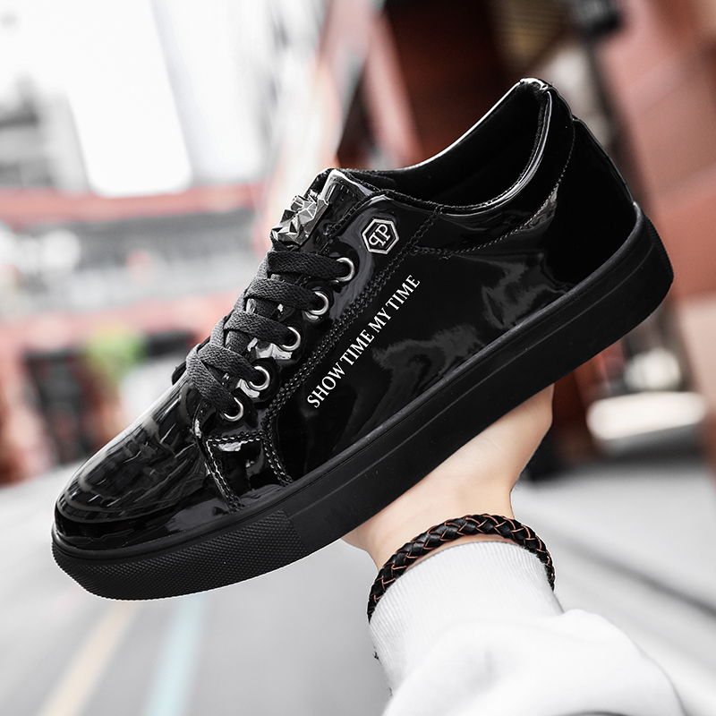 รองเท้าผ้าใบลำลองผู้ชายสุดหรู  - Street Fashion Style Male บทวิจารณ์และราคา