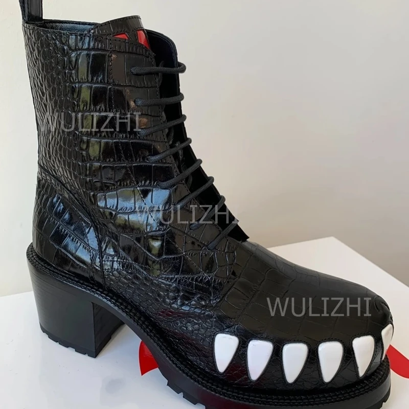 รองเท้าบูทผู้ชายลายกราฟฟิตี้เส - Street Fashion Graffiti บทวิจารณ์และราคา