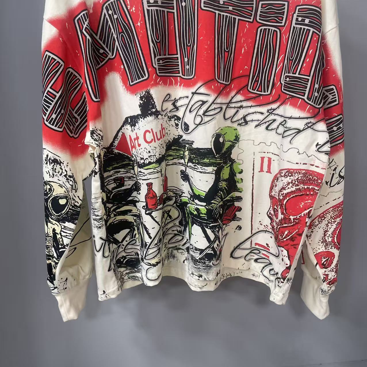 เสื้อยืดแขนยาวดีไซน์เนอร์คุณภา - Street Fashion Trends บทวิจารณ์และราคา