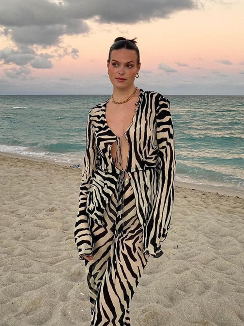 สัตว์พิมพ์ตาข่าย SHEER Stripe  - Mesh Top Layering บทวิจารณ์และราคา