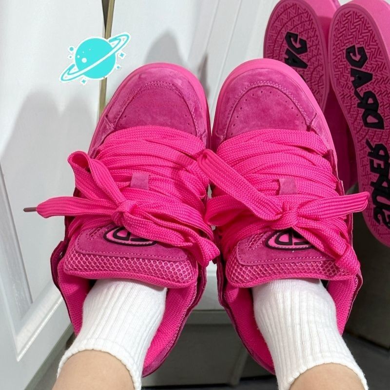 รองเท้าผ้าใบผู้หญิงทรงหนา สไตล - Street Fashion Trends บทวิจารณ์และราคา