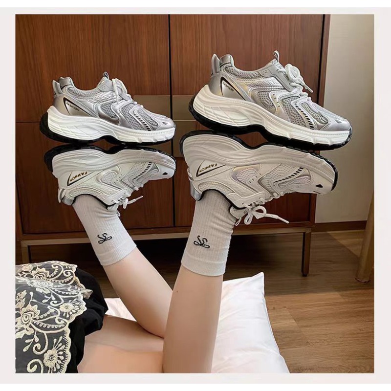 รองเท้าผ้าใบผู้หญิงสไตล์ Unky  - Street Fashion Female บทวิจารณ์และราคา