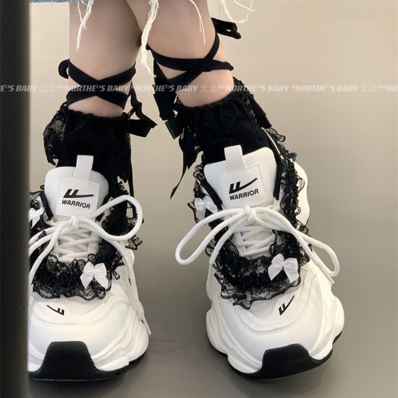 รองเท้าผ้าใบทรงหนา สไตล์วอร์ริ - Street Fashion Brand บทวิจารณ์และราคา