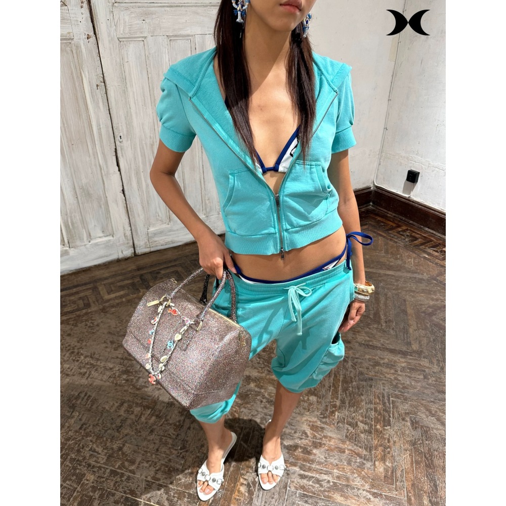 เสื้อฮู้ดซิปแขนสั้นสไตล์สาวสปอ - Street Fashion Women บทวิจารณ์และราคา